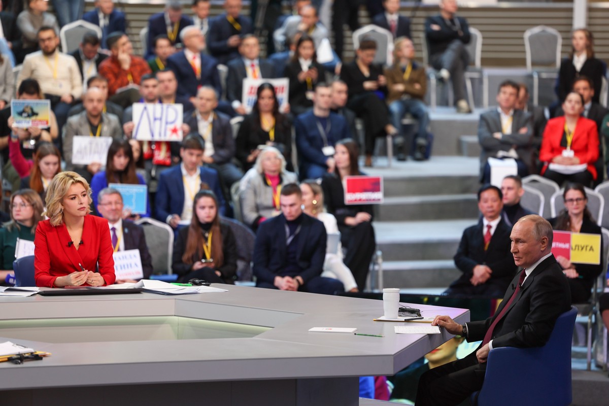 Яйца, комиссия за ЖКХ и льготная ипотека: экономические итоги года от президента России