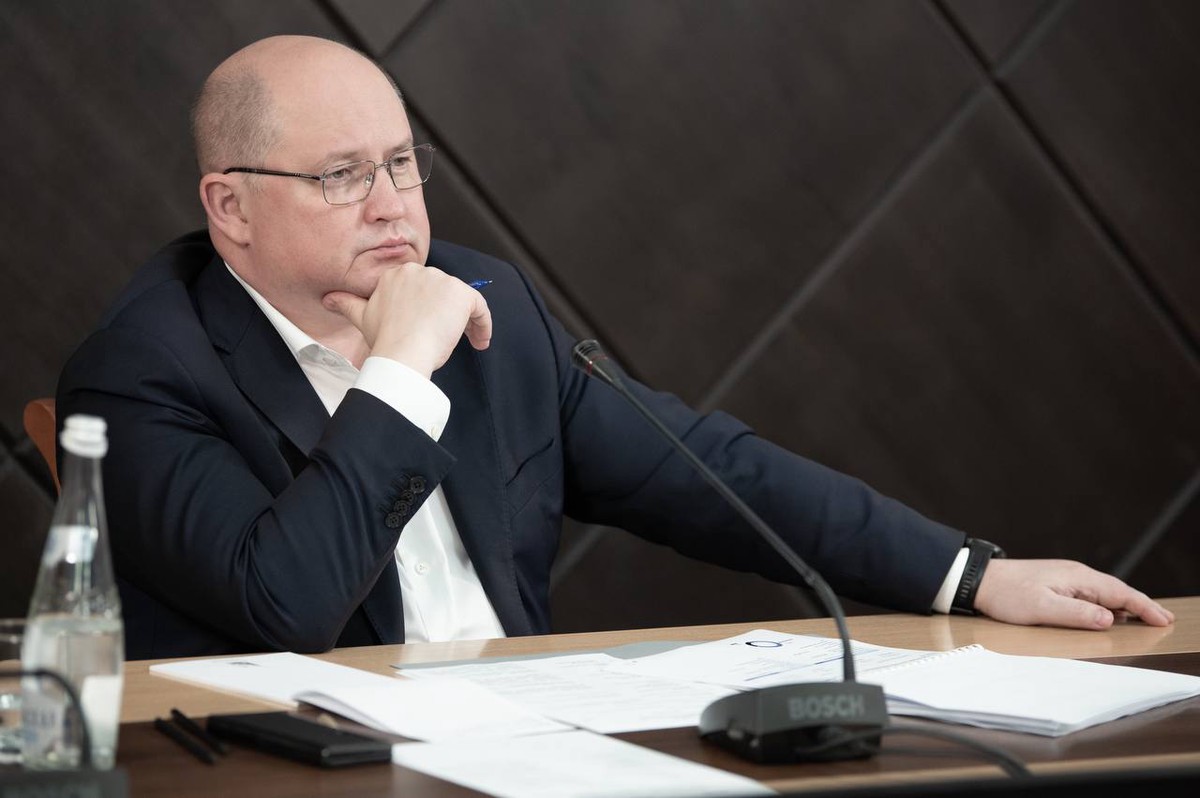 Губернатор Развожаев призвал жителей Севастополя не выходить на улицу в Новый год