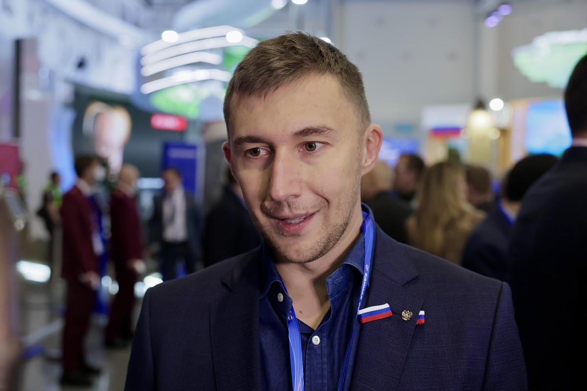 Карякин: Сейчас особенно актуально объединиться вокруг нашего президента