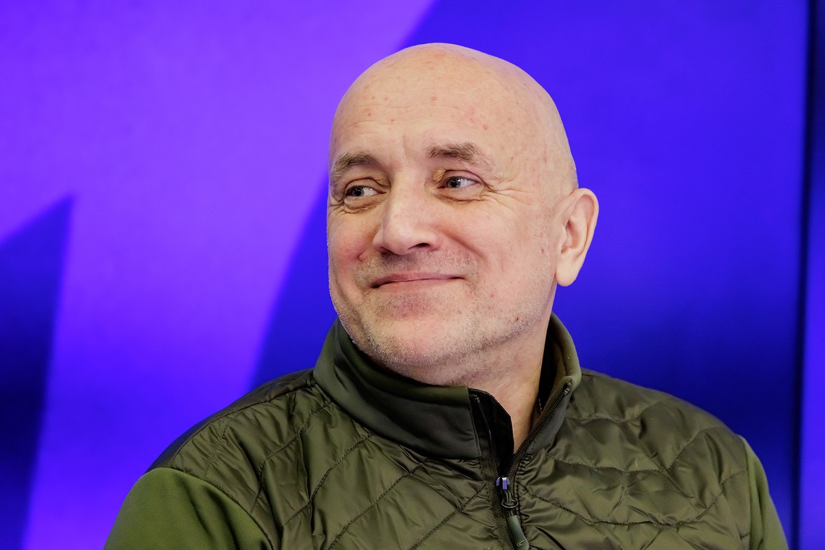 Писатель Захар Прилепин снова собирается на фронт