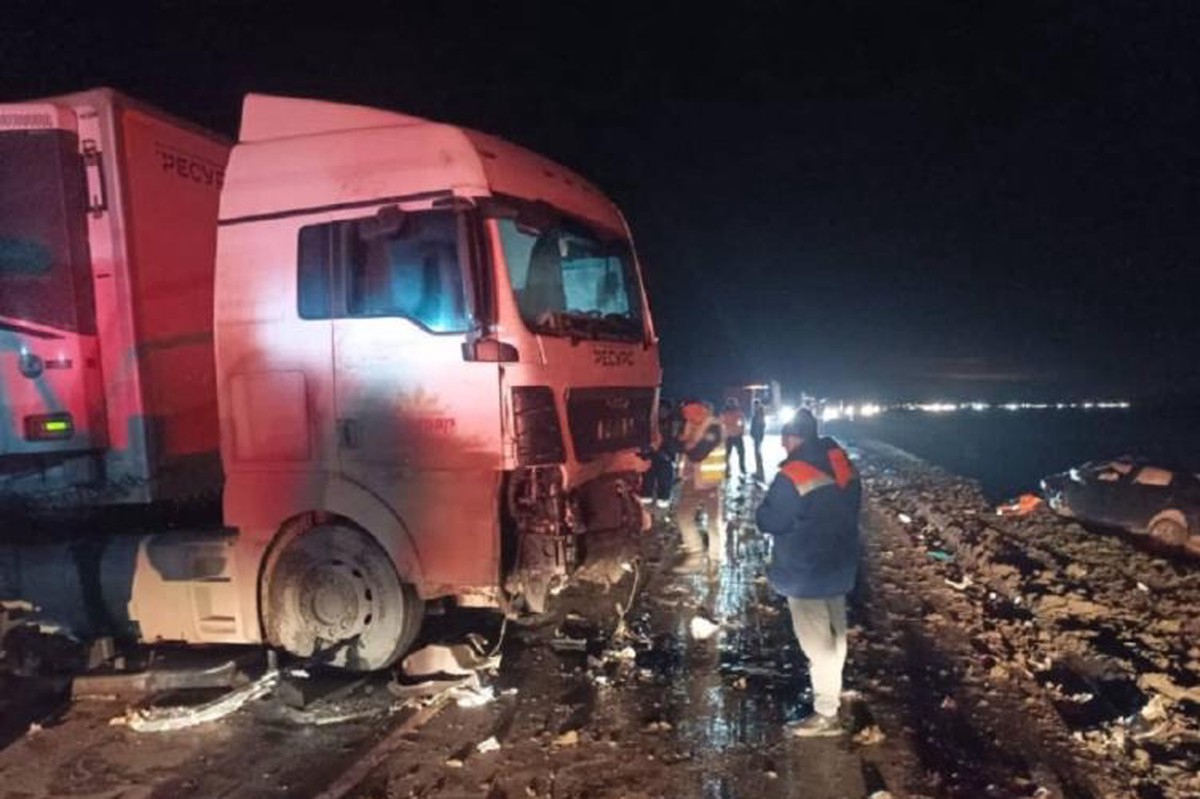 Пять человек погибли в ДТП в Ростовской области