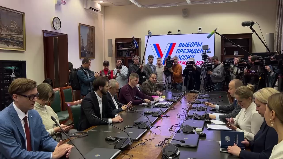 Надеждин подал документы в ЦИК для участия в выборах президента