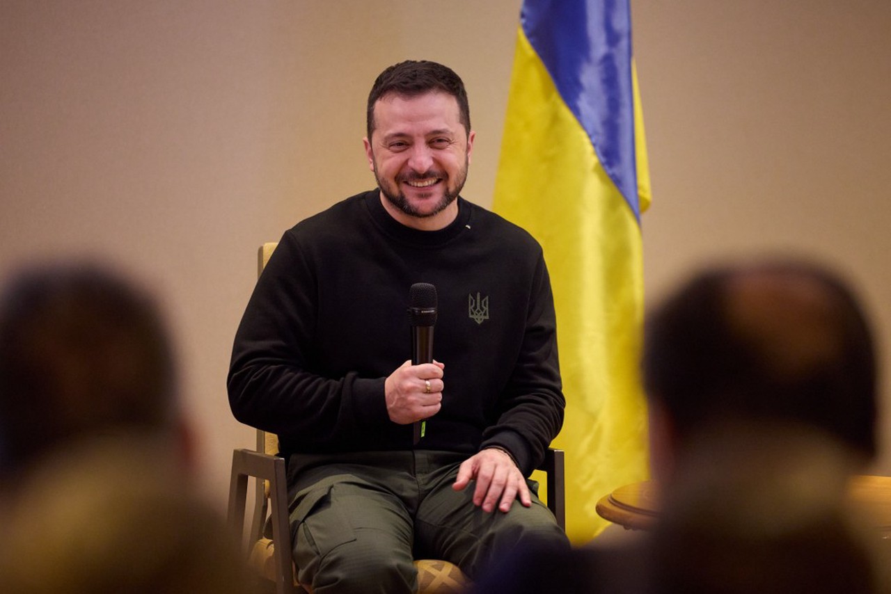 Зеленский заявил, что Украине не нужны французские войска