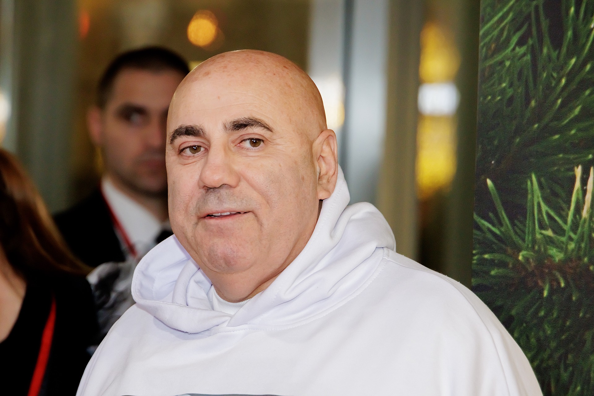 «Думали, что задохнемся»: Пригожин рассказал, как застрял в лифте с Валерией