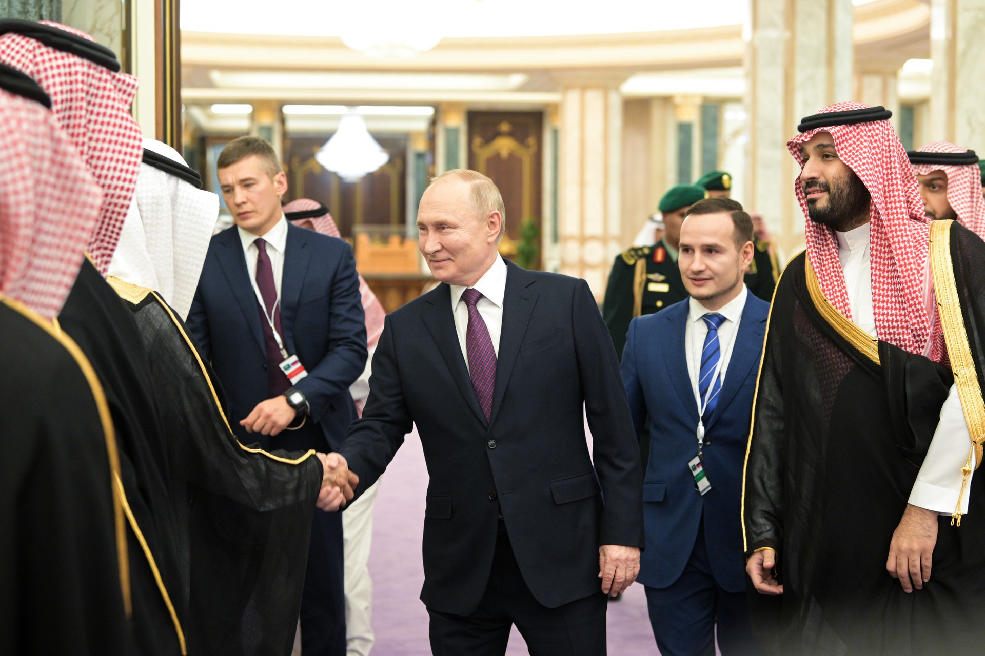 Президент России и наследный принц Саудовской Аравии завершили переговоры 