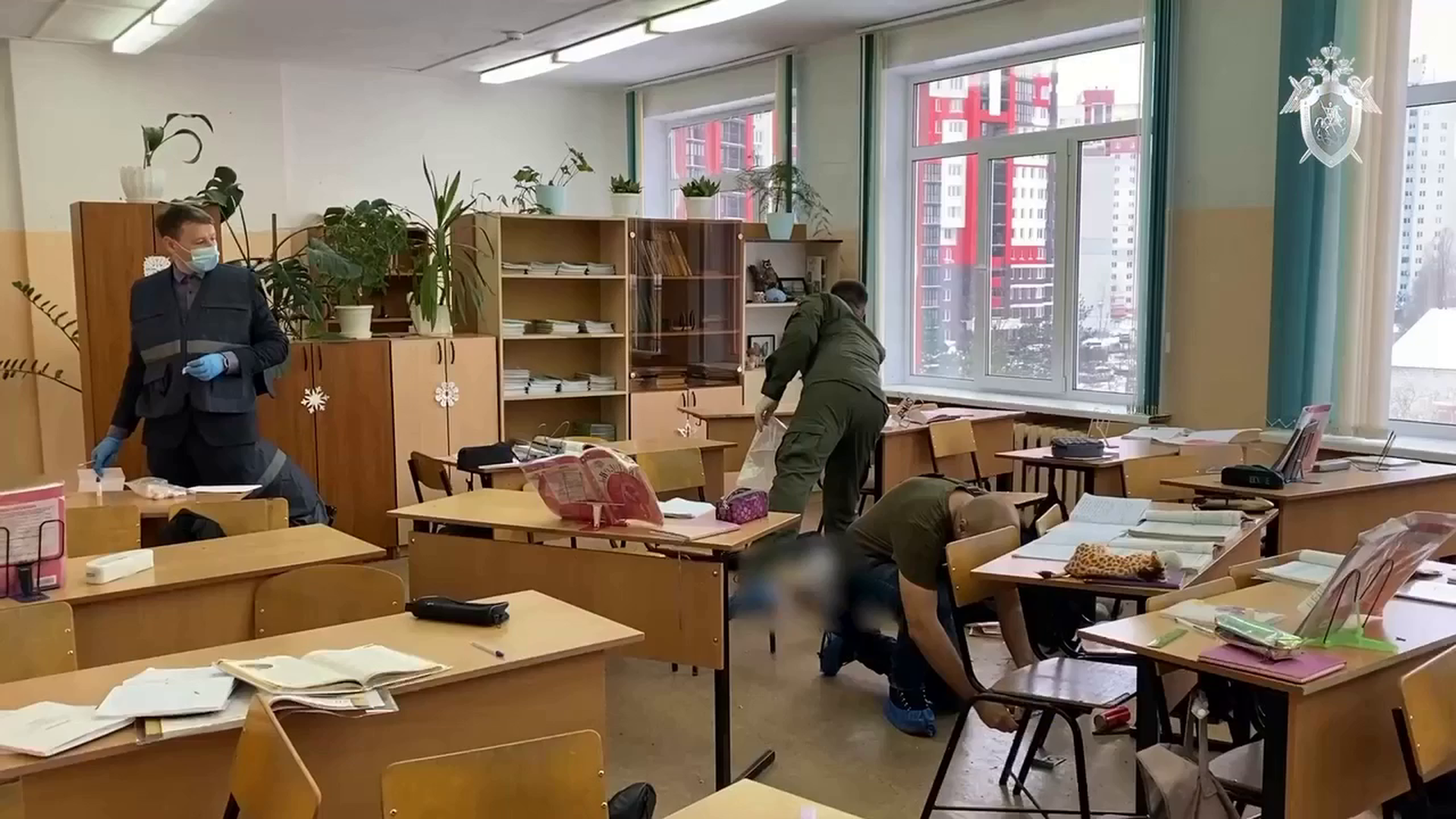 В Брянске арестовали отца школьницы, устроившей стрельбу в гимназии