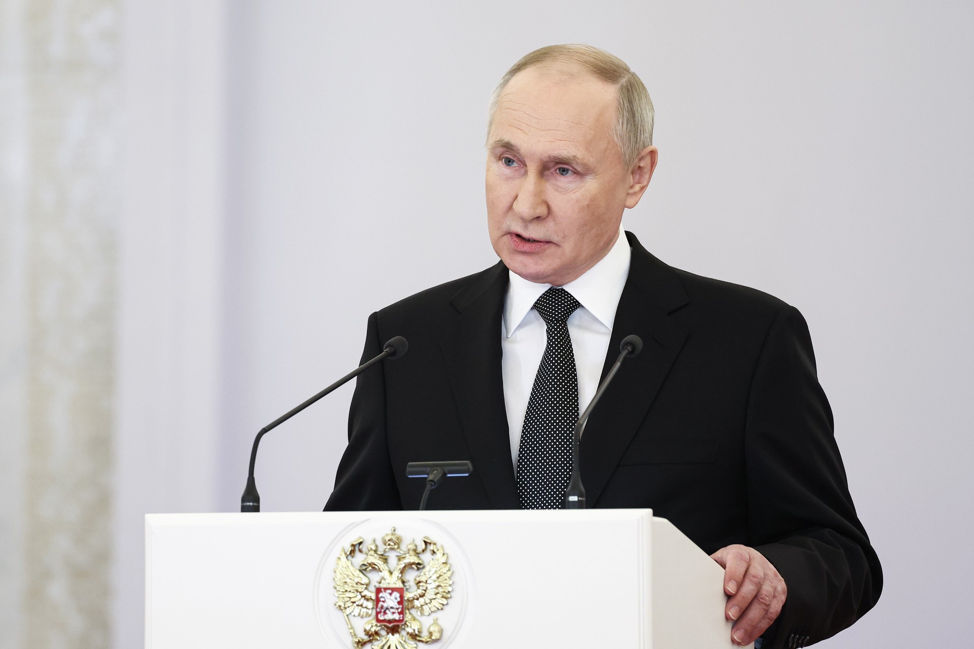 Путин будет участвовать в президентских выборах 2024 года: реакция западных СМИ