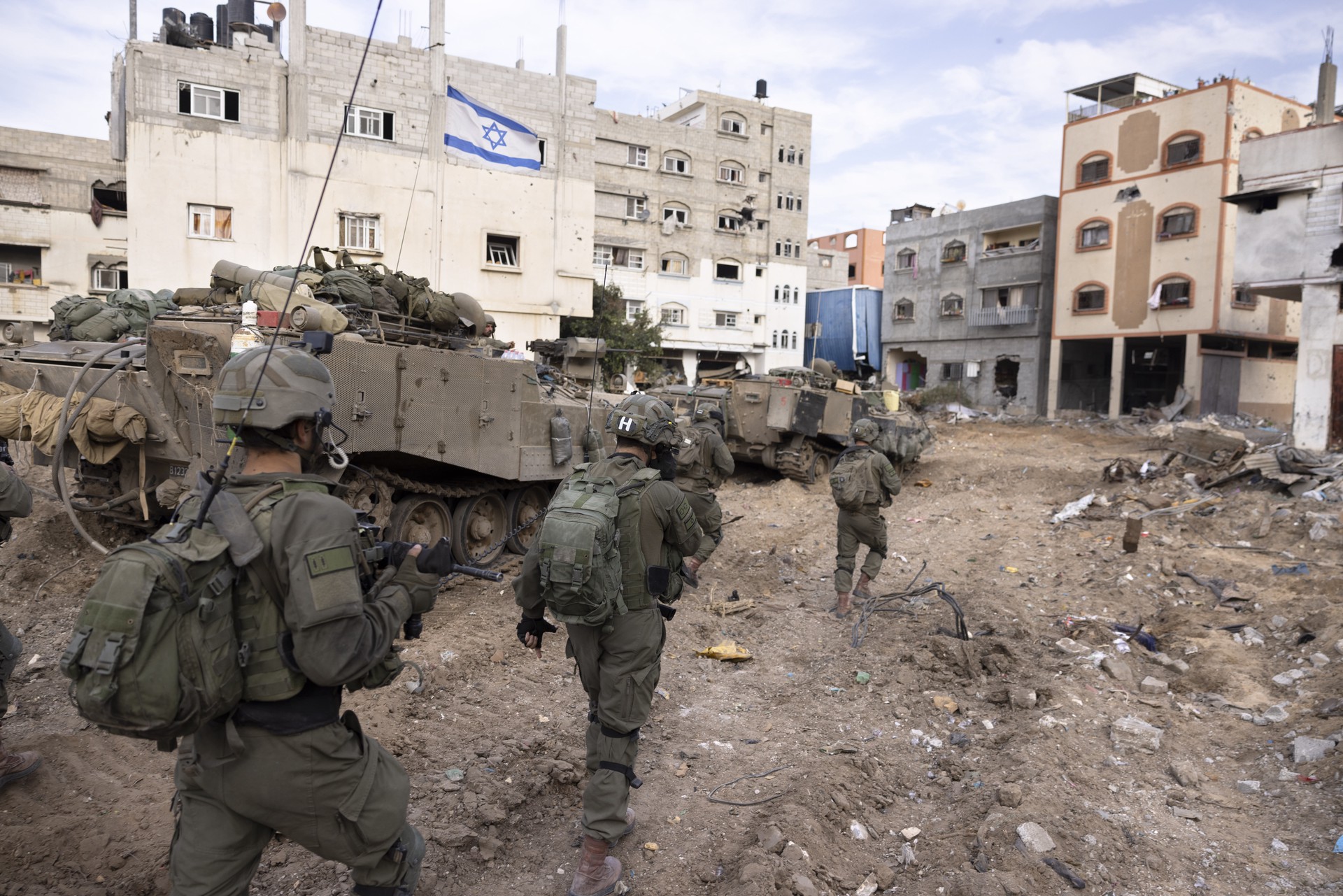 Эксперт объяснил, почему Израиль не сможет завершить операцию в секторе Газа до Нового года