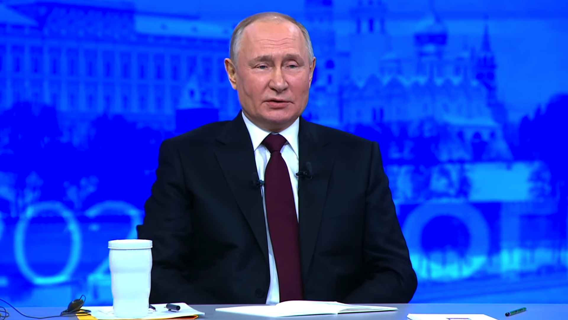 Путин в шутку посоветовал заводить детей для доступа к льготным тарифам