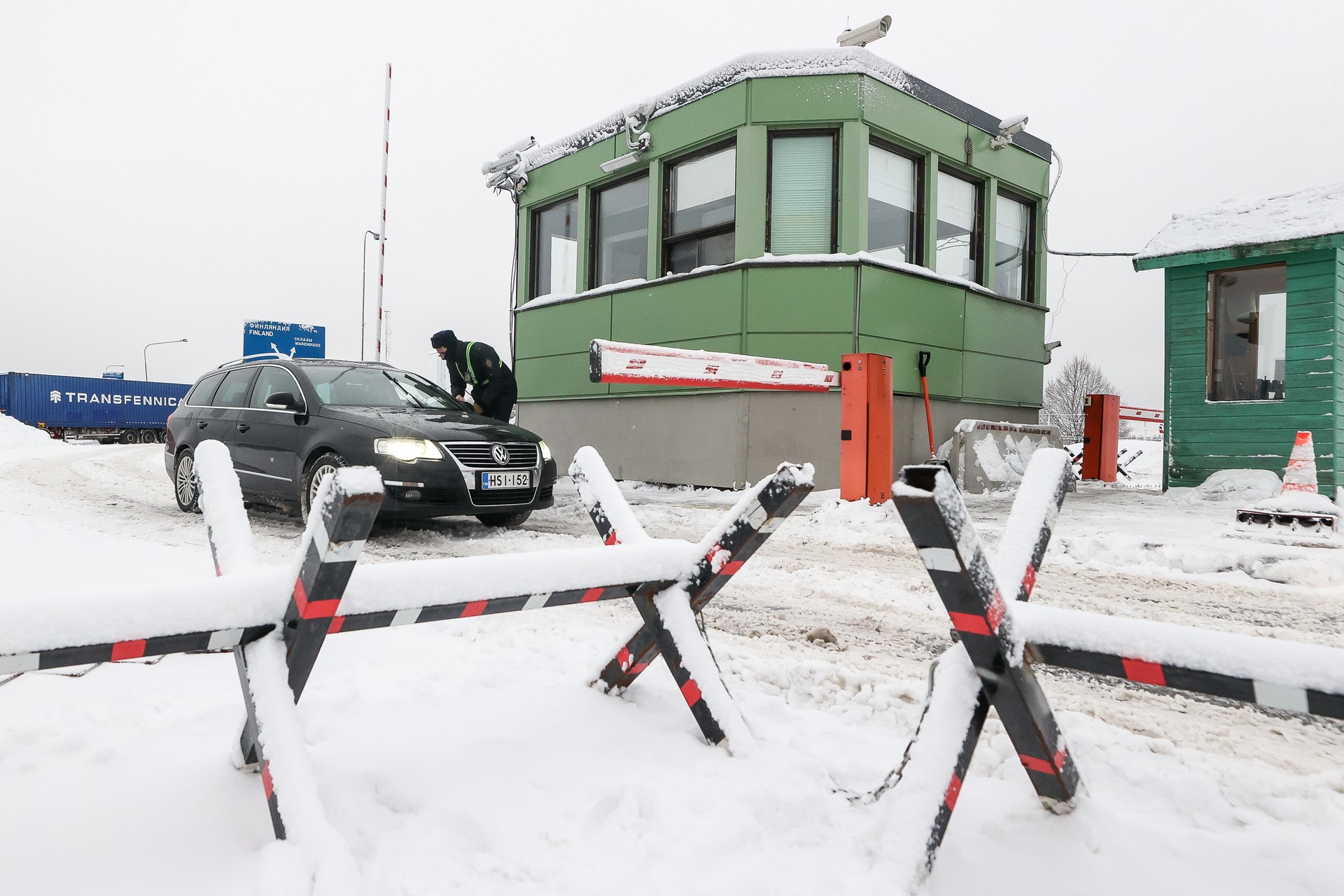Финские пограничники продолжают контакты с российскими коллегами в обычном режиме