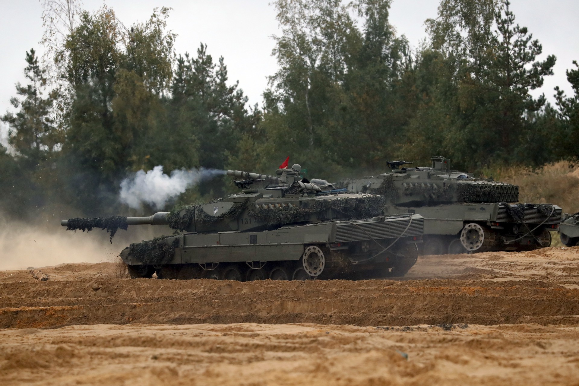 AT: Франция отказалась передавать Украине танки Leclerc из-за провала AMX-10RC