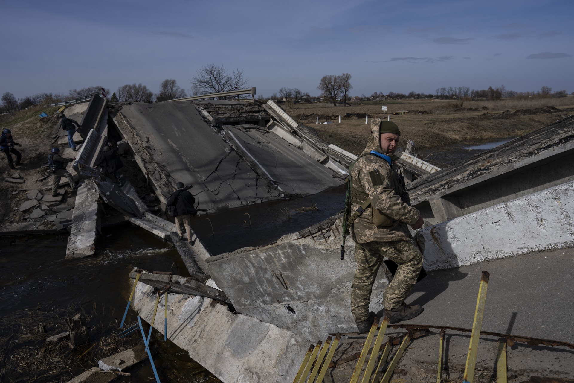 Не служил – мужик: почему украинцы отказываются воевать