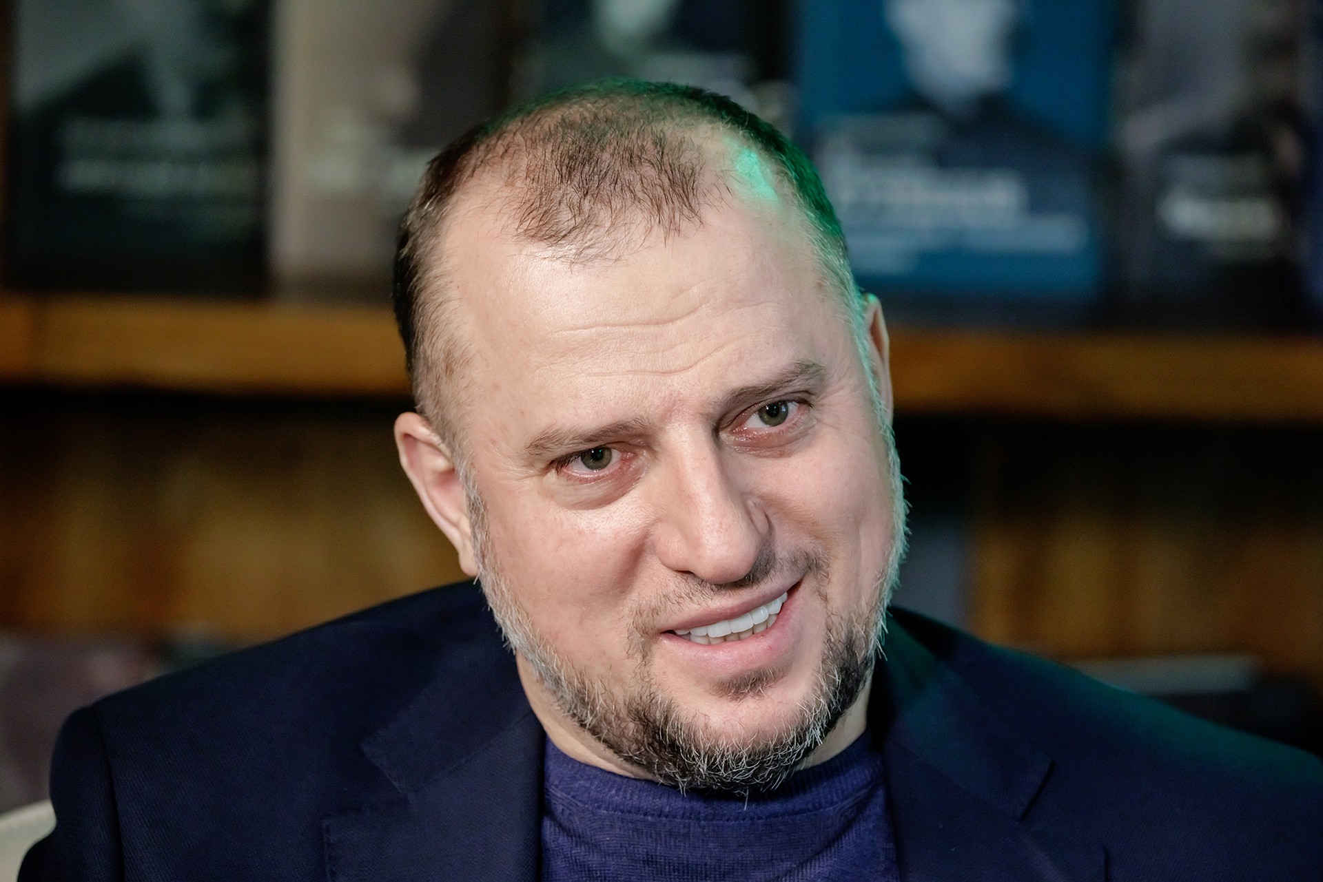 Алаудинов извинился перед священником, которого назвал «дебилом в рясе»