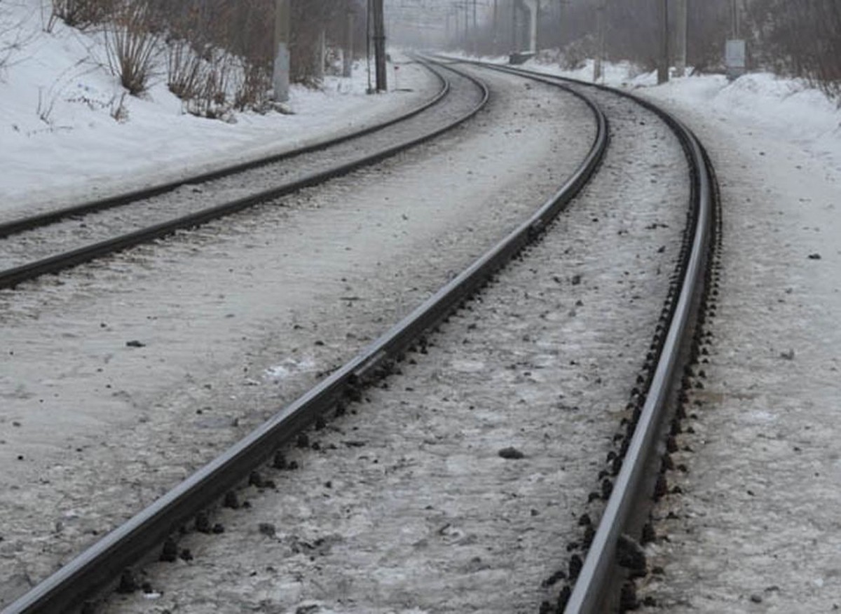 В Нижнем Тагиле на железнодорожных путях сработало взрывное устройство