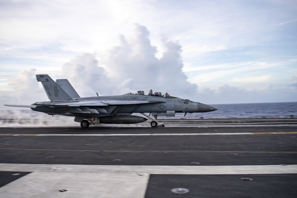 Хуситы заявили, что это они сбили истребитель F/A-18 над Красным морем