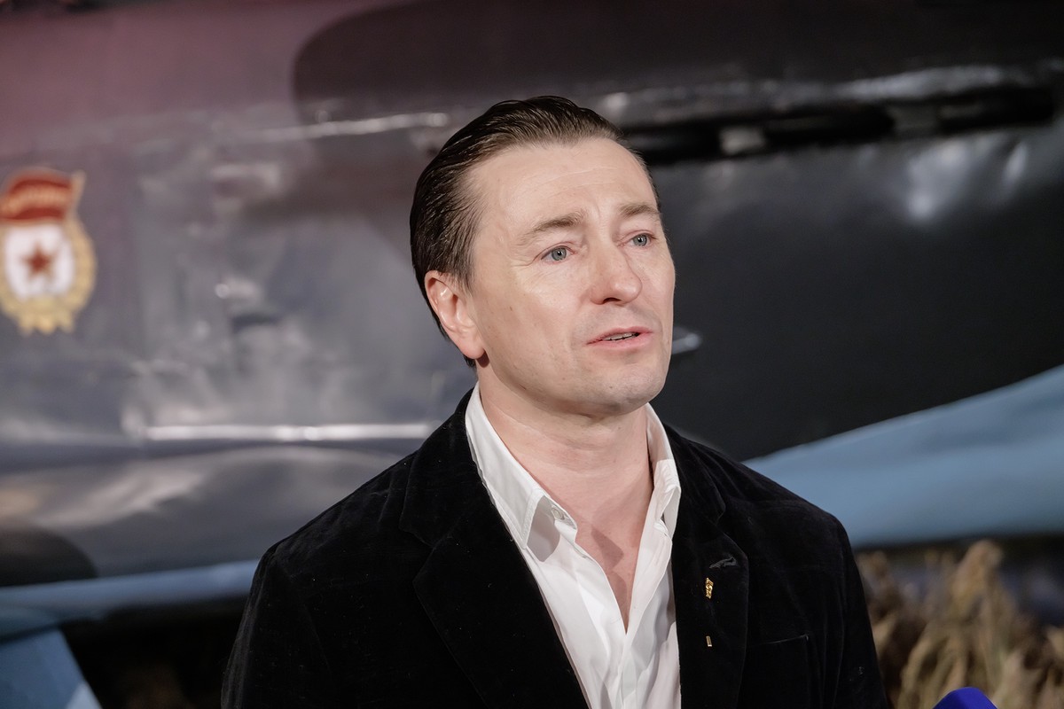 Безруков заявил о скором появлении ИИ-артистов в кино