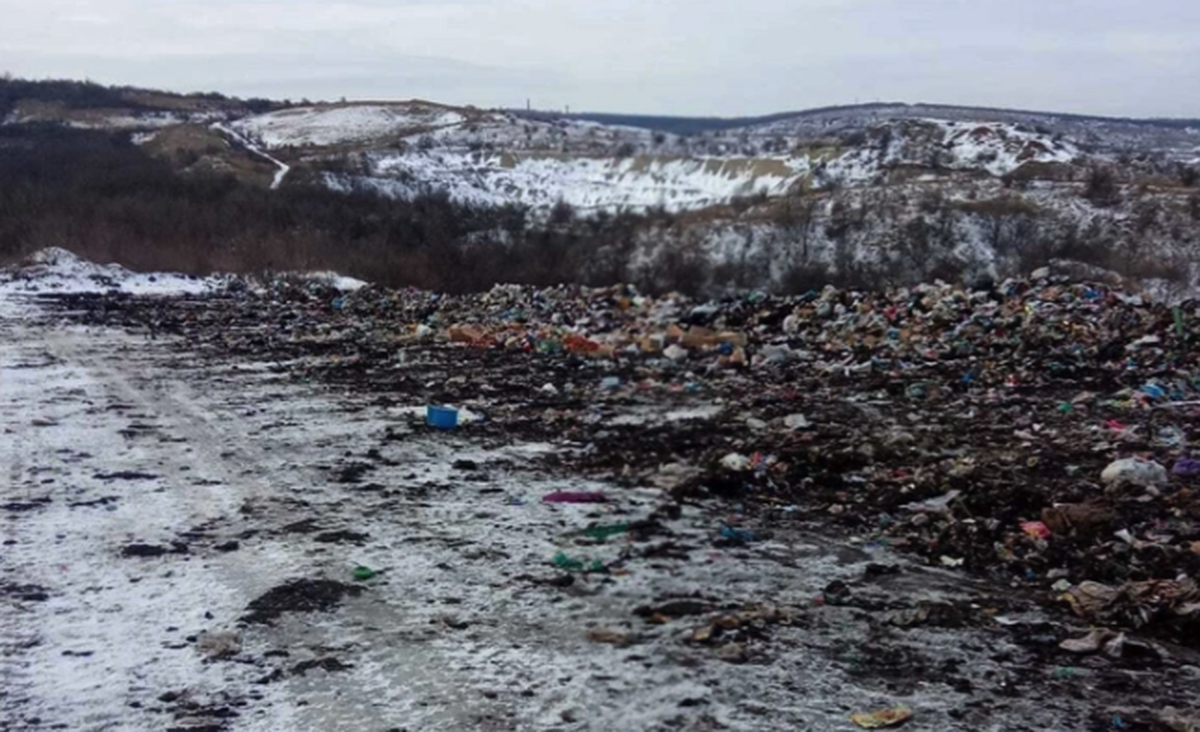 На границе Ростовской области и ДНР нашли груз для участников СВО