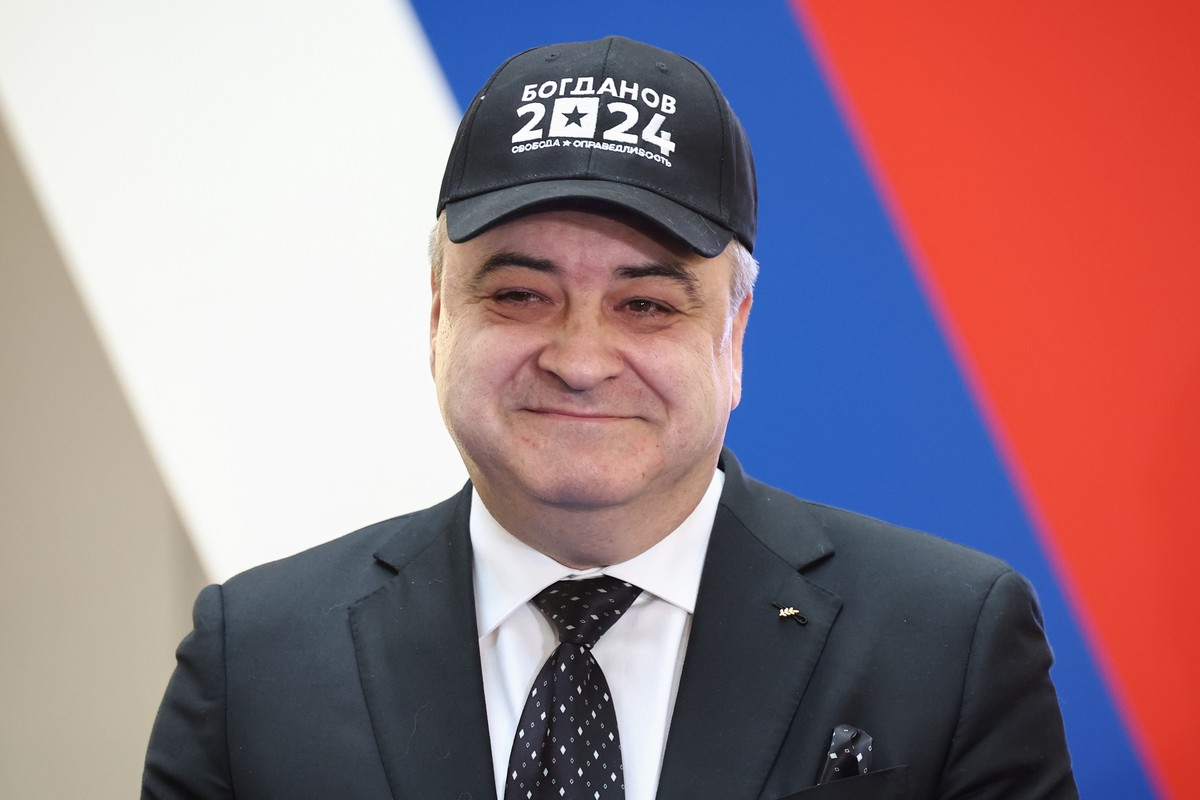 Богданов заявил о выходе из президентской гонки