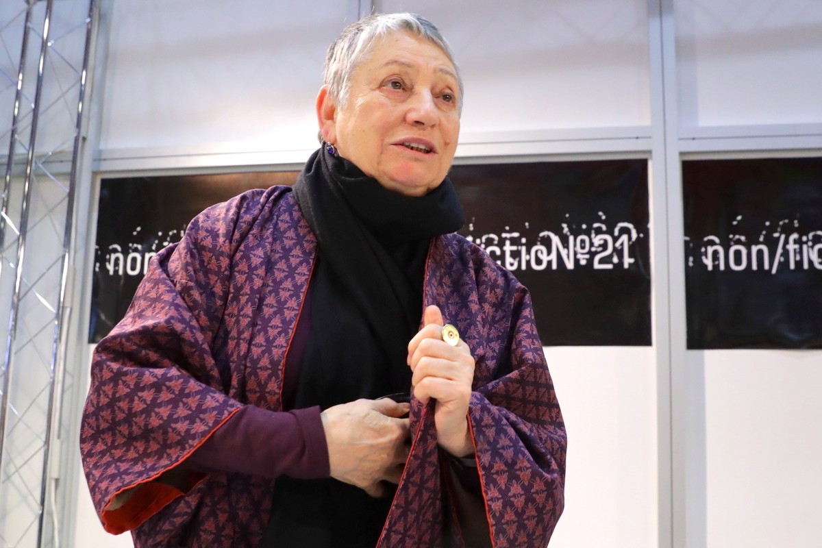Улицкая лишена звания почётного профессора РХТУ им. Менделеева