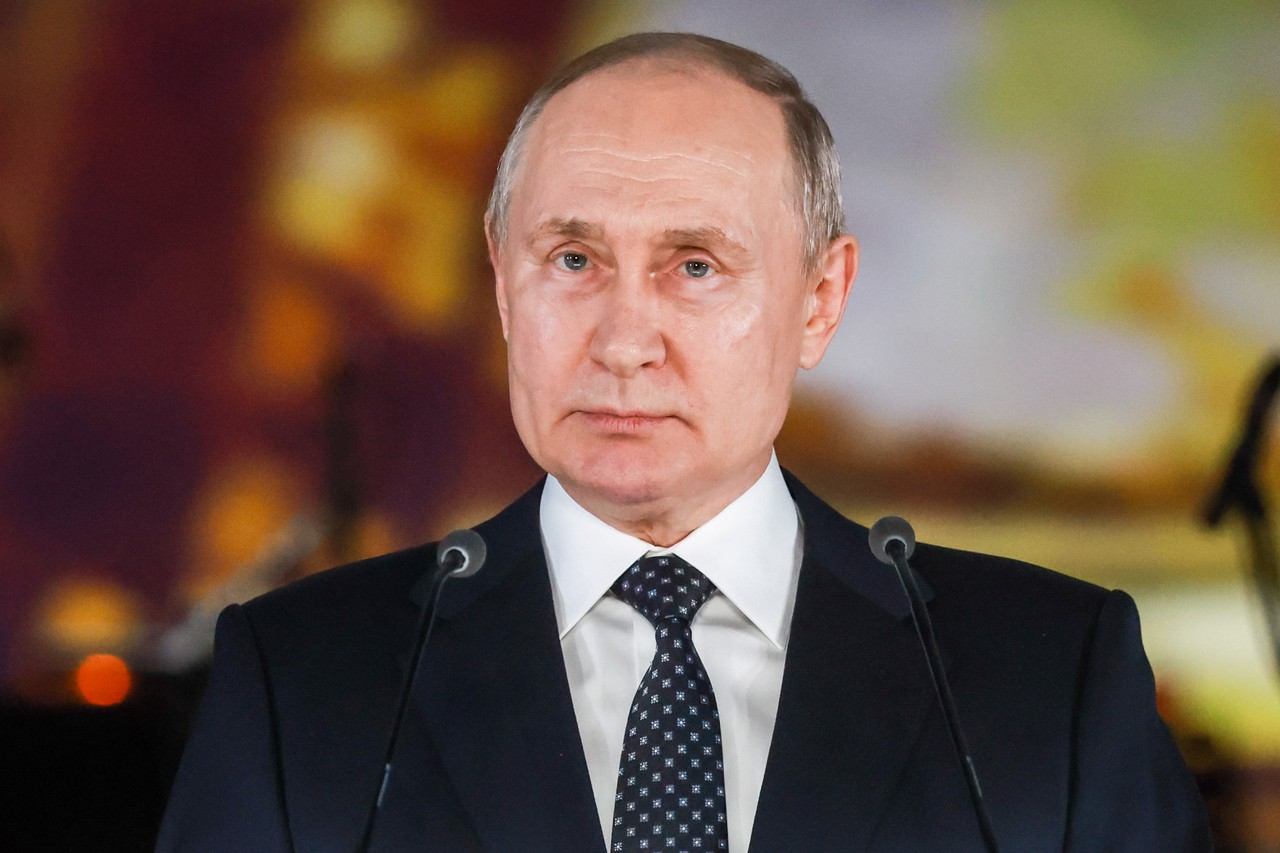 Путин объявил минуту молчания в память о жертвах блокады Ленинграда