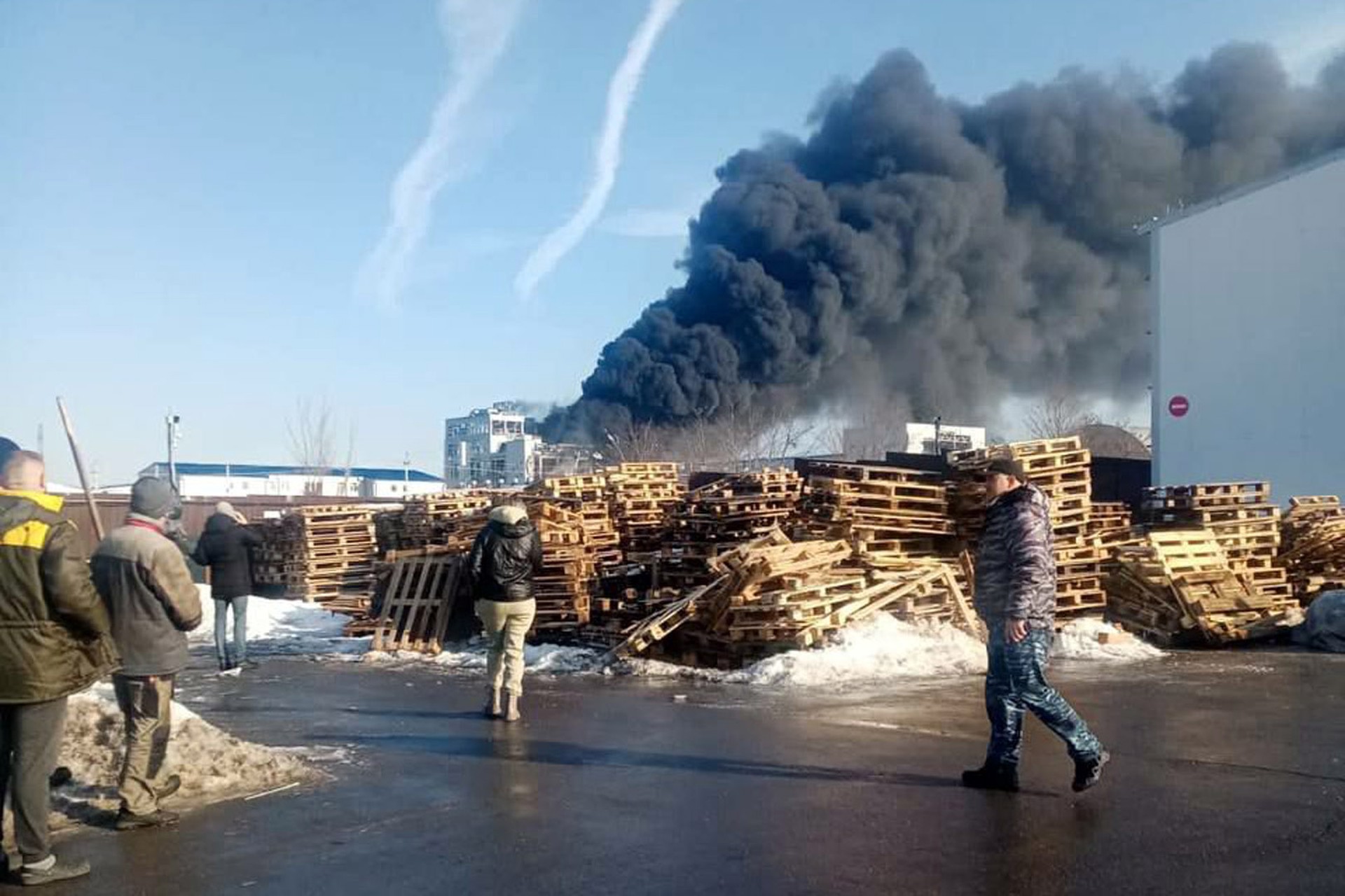 В Шахтах произошёл взрыв на полимерном заводе «Авангард»