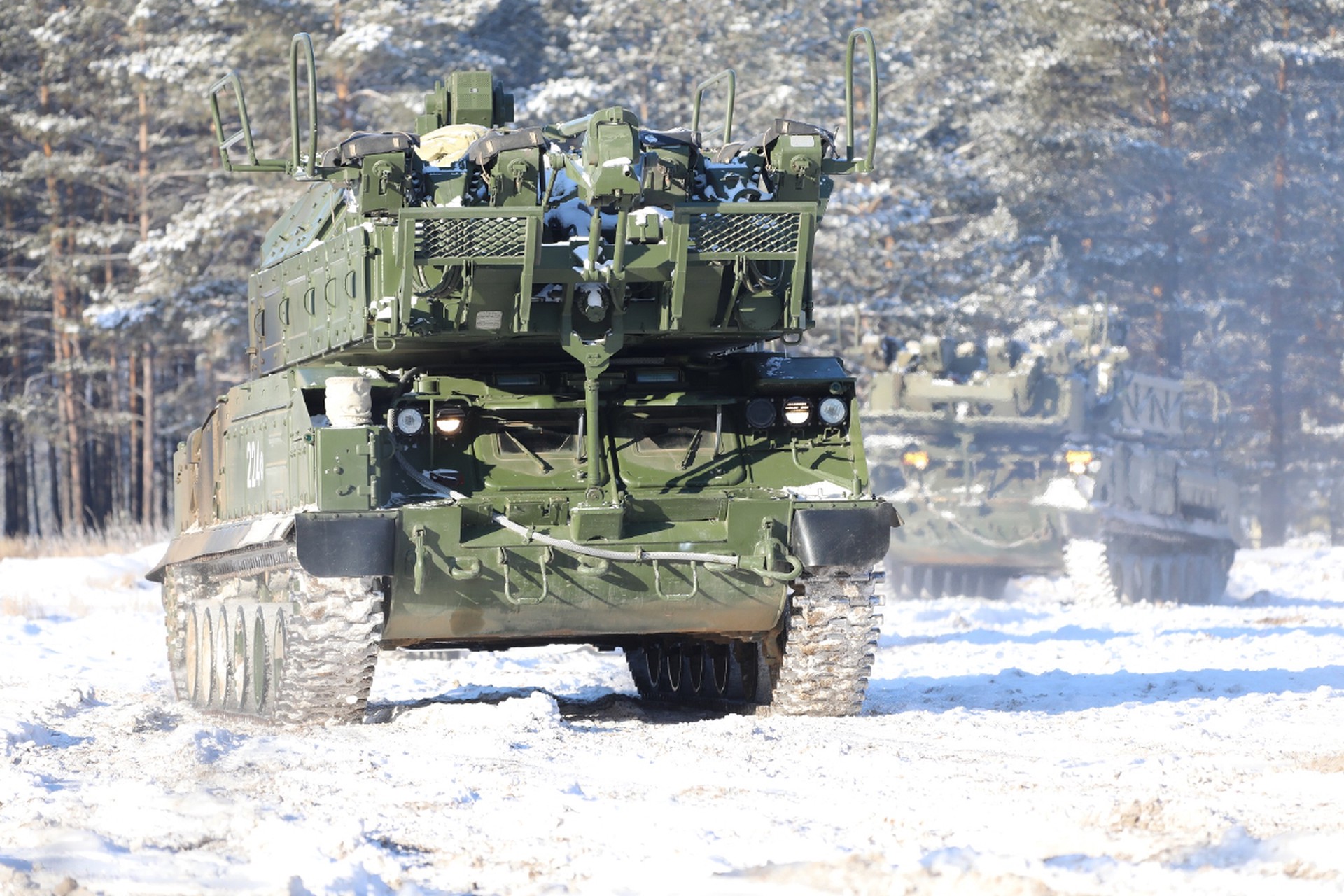 Марочко: российские войска уничтожили склады вооружений ВСУ на Купянском направлении