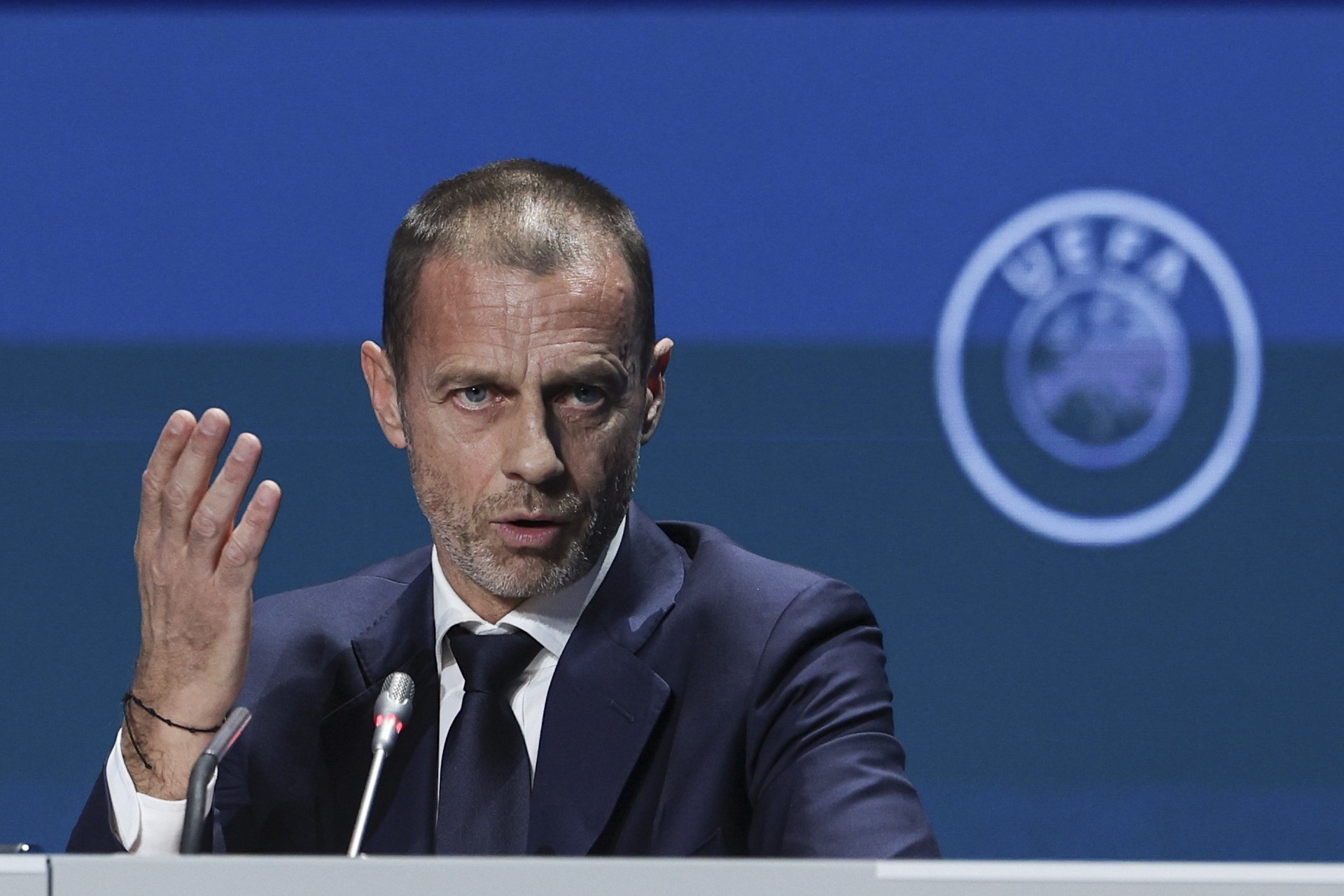Глава УЕФА рассказал о желании смягчить ограничения в отношении молодёжных команд из России