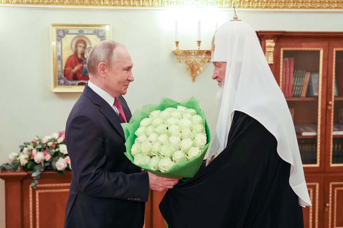 Путин поздравил патриарха Кирилла с годовщиной интронизации