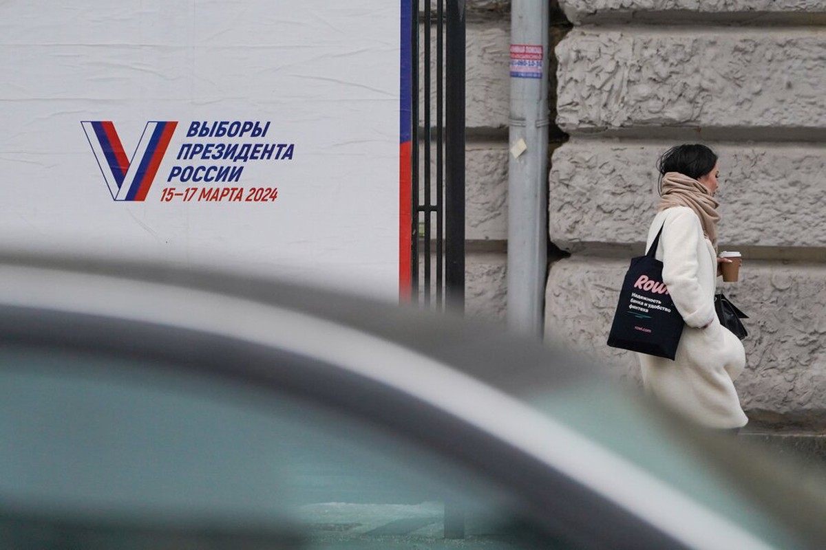 Лавров рекомендовал европейским послам не вмешиваться в выборы президента России