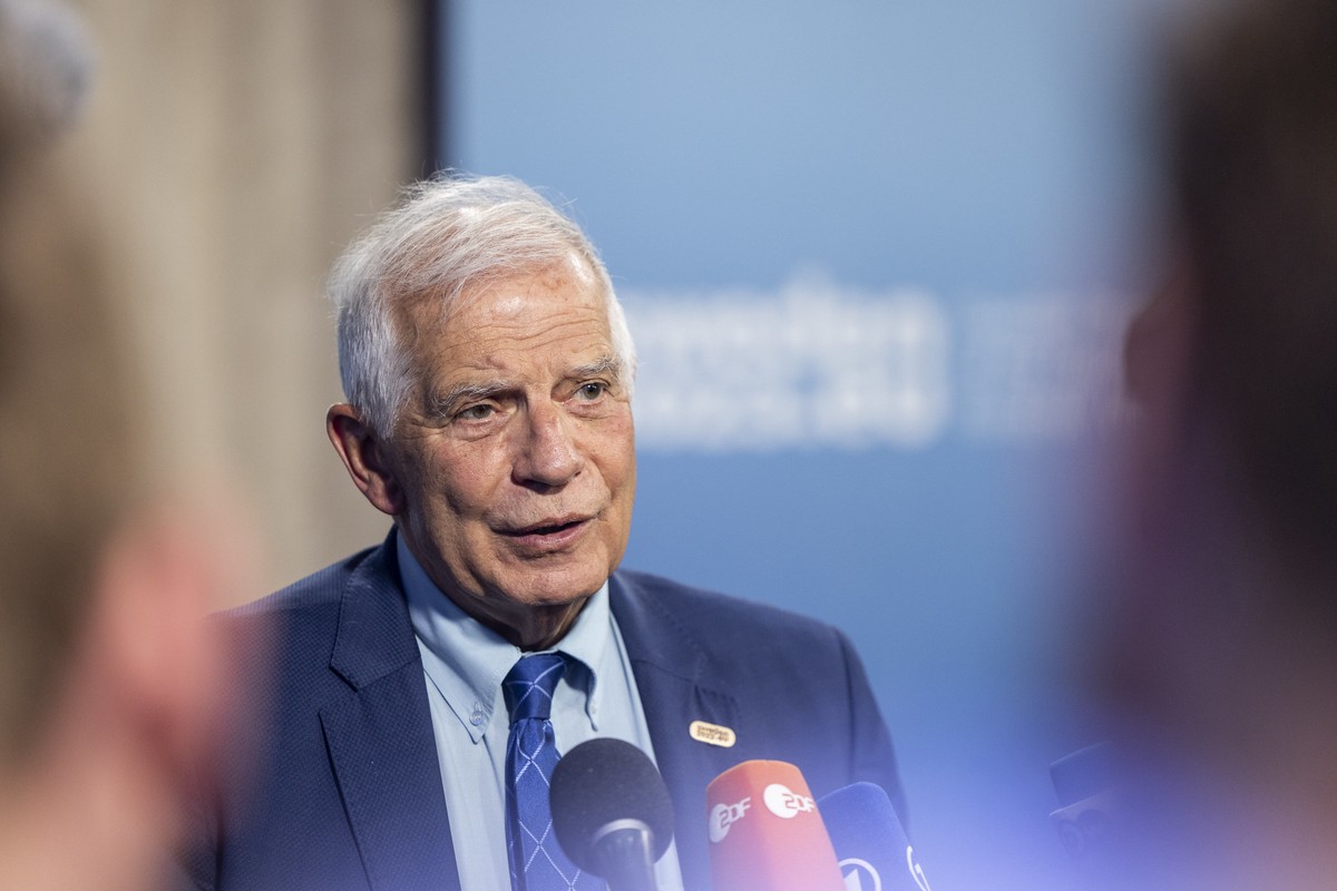 Боррель: ЕС помогает Киеву не из любви к украинцам, это выгодно Европе и США