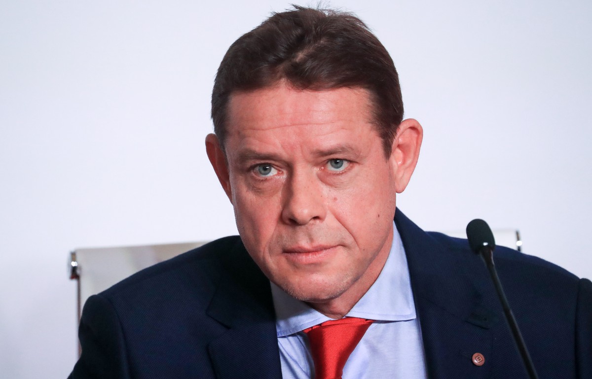Совет IIHF не допустил Павла Буре до участия в обсуждении вопроса отстранения сборной России