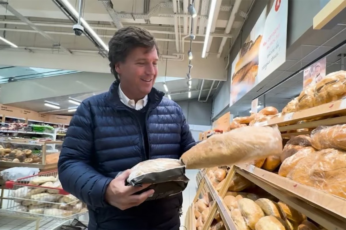 Такера Карлсона удивили цены на продукты в России