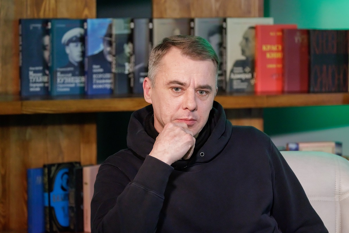 «Моментально входит в сознание»: Игорь Петренко – об опасности опусов художников-извращенцев