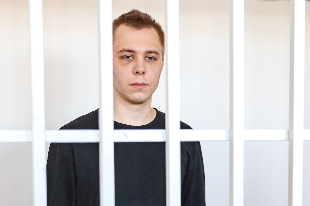 Суд в Грозном приговорил Никиту Журавеля, сжёгшего Коран, к 3,5 года колонии