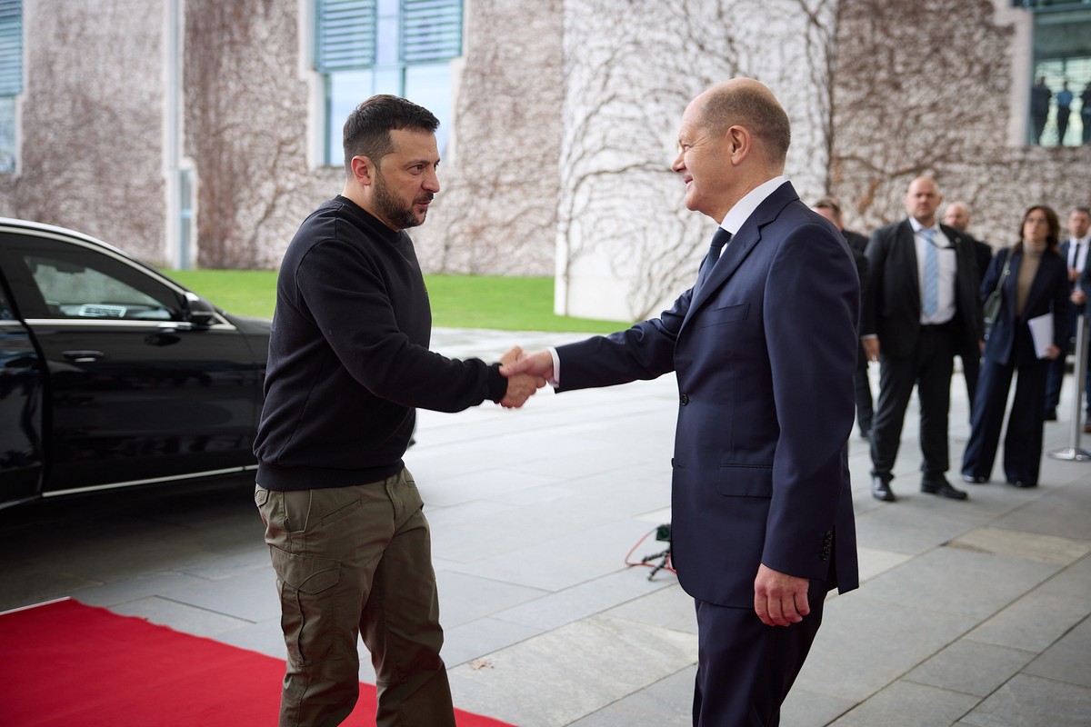 Премьер Саксонии Кречмер: Украина бесполезно потратила всю военную помощь ФРГ