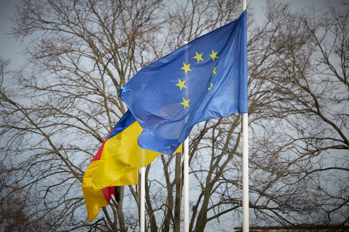 Berliner Zeitung: Посол Украины в ФРГ Макеев запугивает немецких журналистов