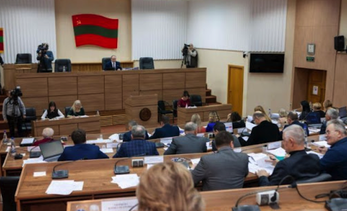 Участники съезда депутатов в Приднестровье намерены обратиться за помощью к России
