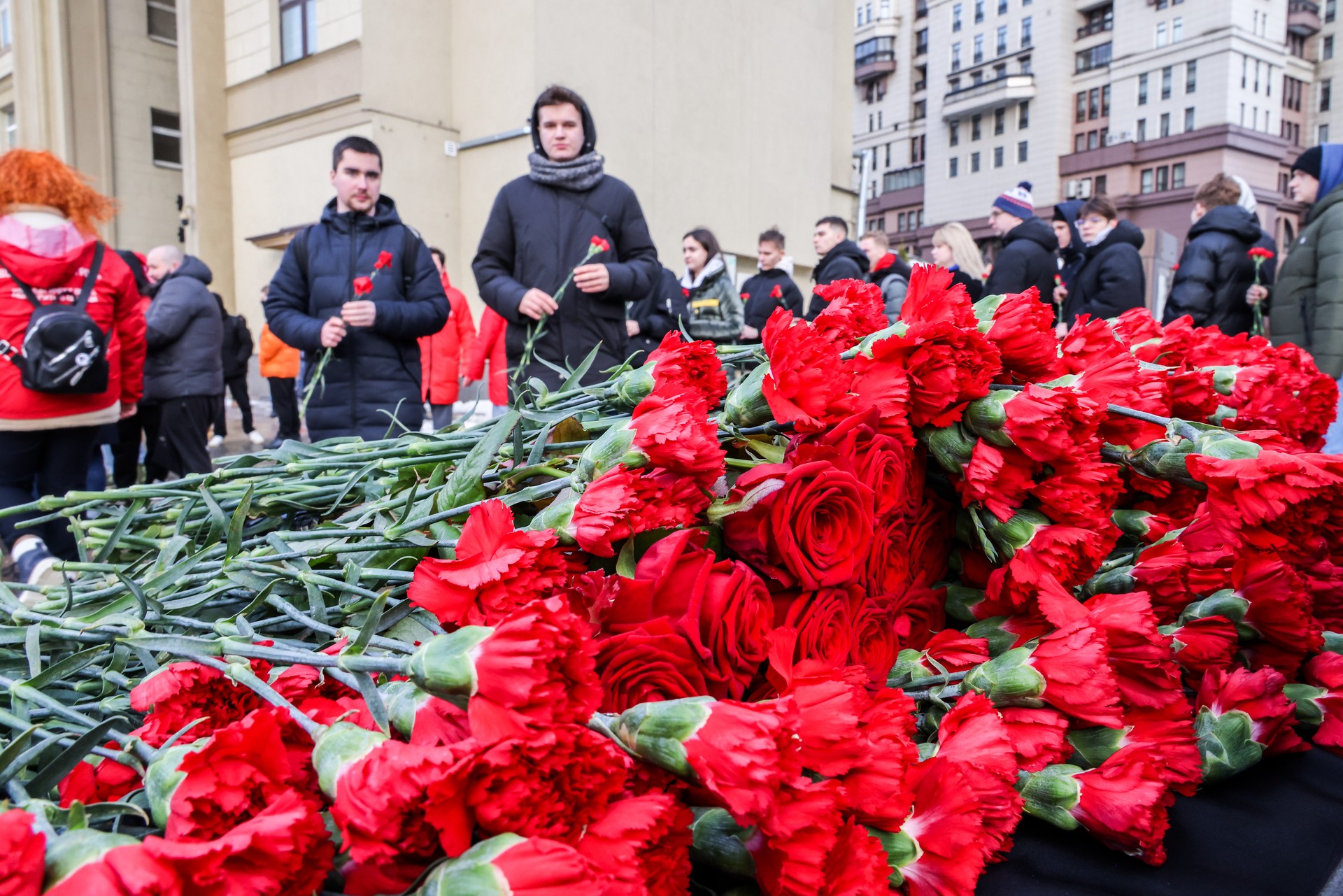В ЛНР объявили траур в память о жертвах обстрела в Лисичанске
