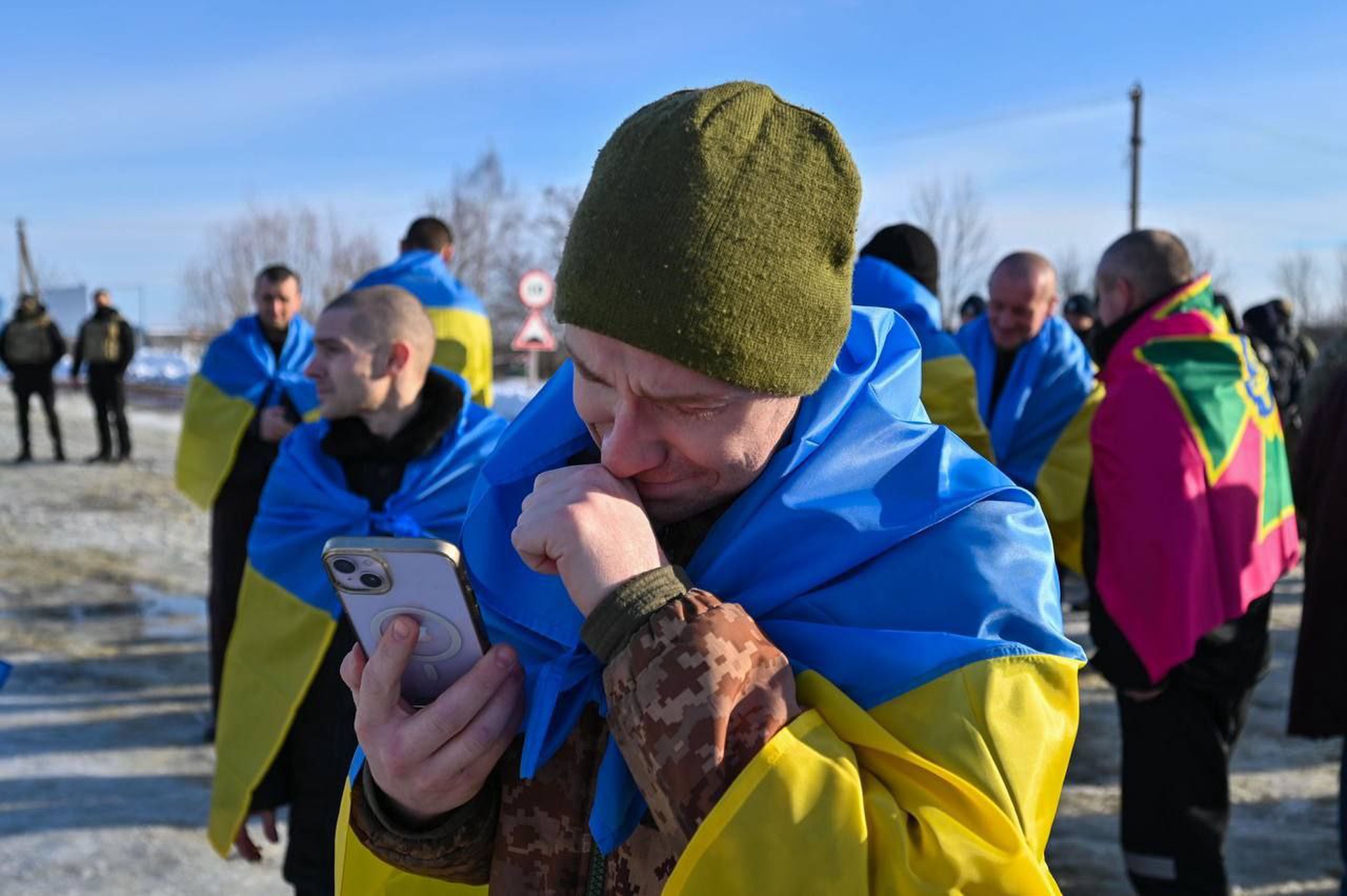 СМИ: Солдаты ВСУ умоляют Запад прекратить конфликт на Украине