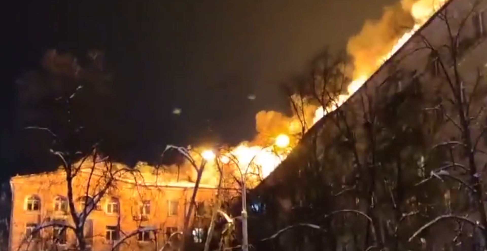 Пожар на Ильском НПЗ в Краснодарском крае потушили
