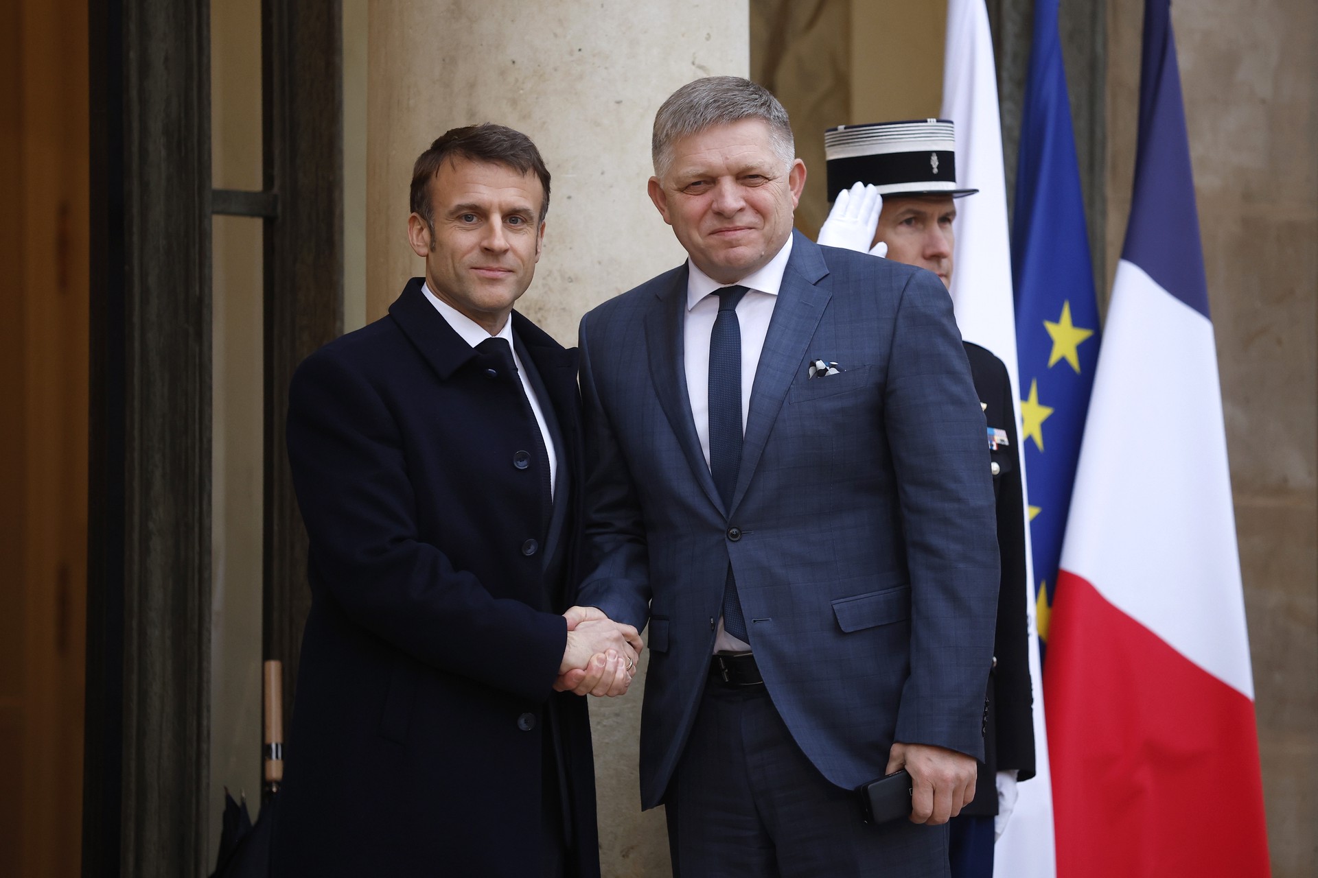 Премьер-министр Словакии остался разочарован встречей в Париже по Украине