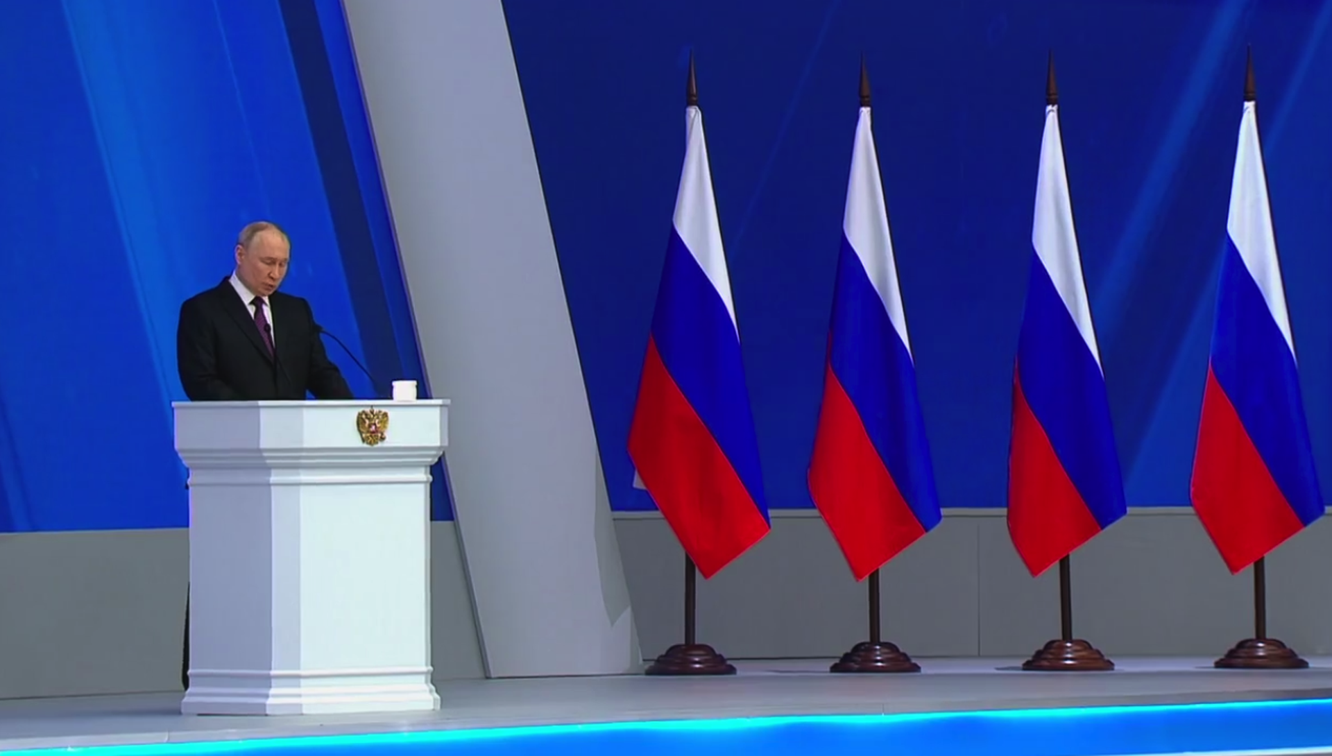 Путин: Стратегические ядерные силы РФ находятся в состоянии полной готовности