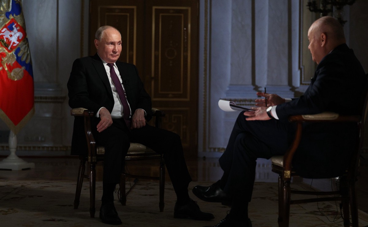 Эксперт рассказал, кому на Западе адресованы слова Путина о готовности РФ к ядерной войне