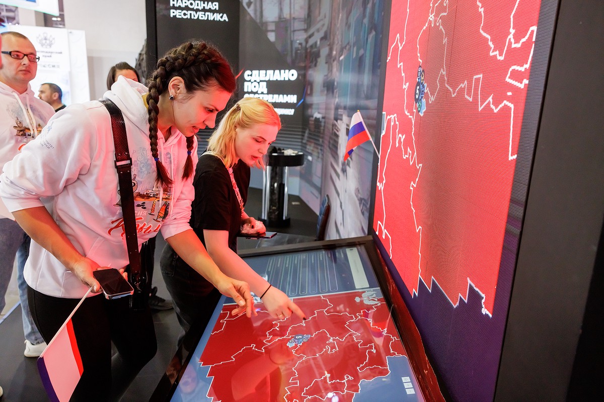 Путину рассказали о необычном случае с посетителем выставки «Россия» на ВДНХ