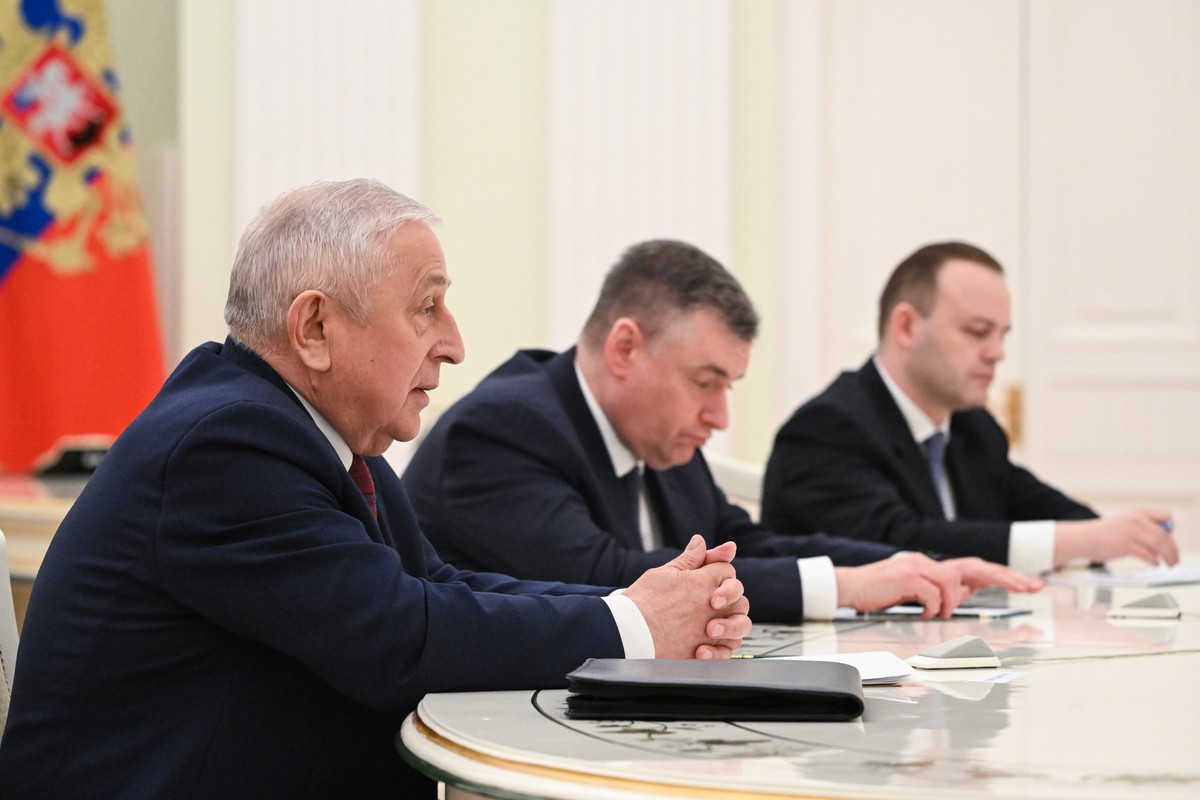 Путин предложил оппонентам по выборам продолжать совместную работу