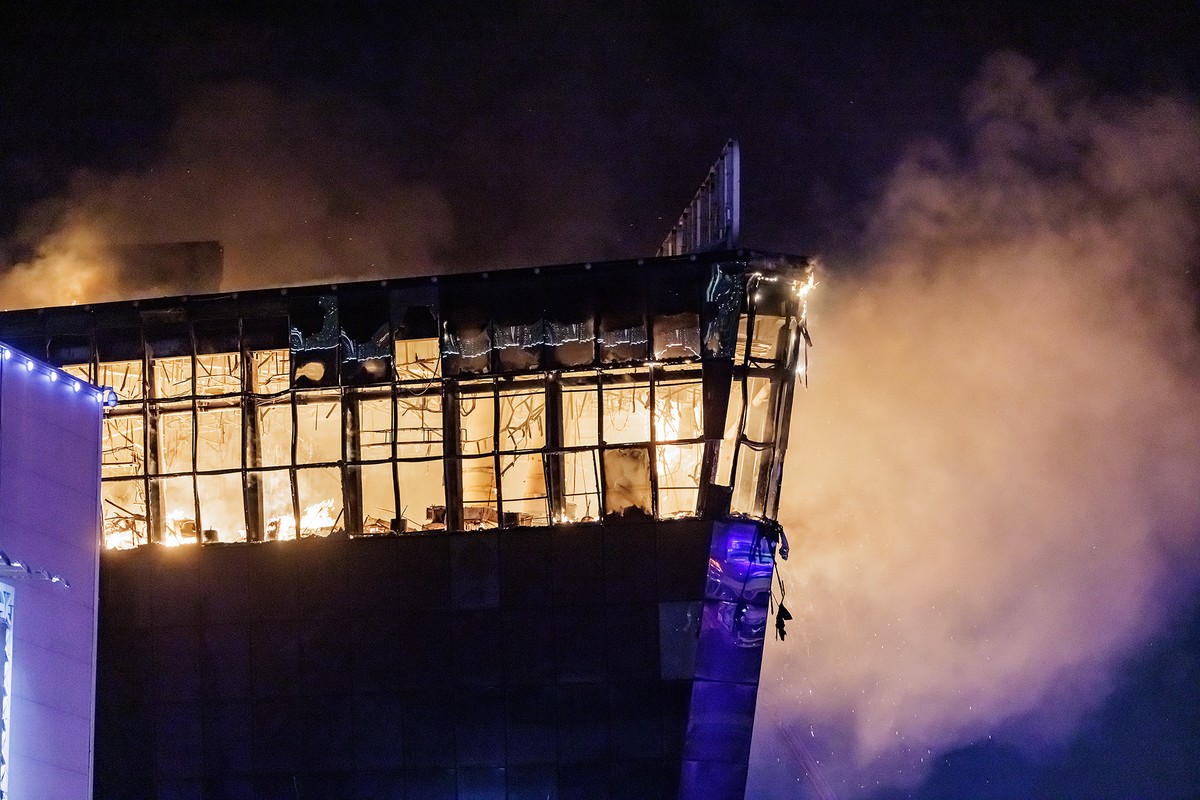 При разборе завалов после теракта в «Крокусе» число жертв увеличилось до 133