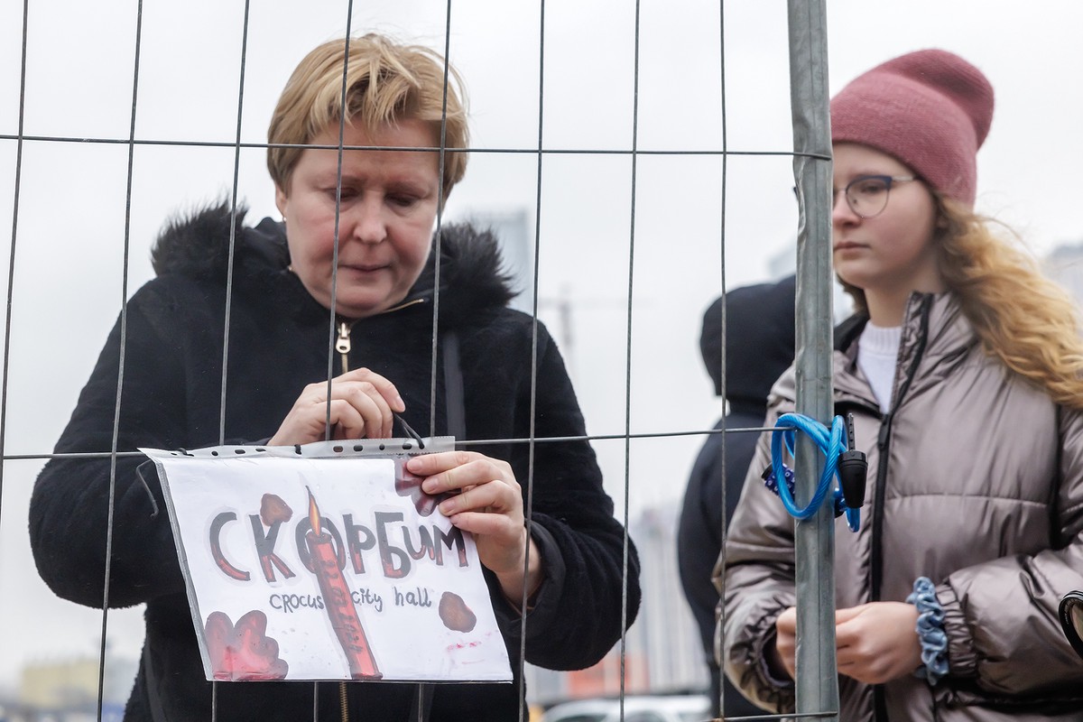 Психотерапевт Панова рассказала, как преодолеть стресс после теракта в «Крокусе»