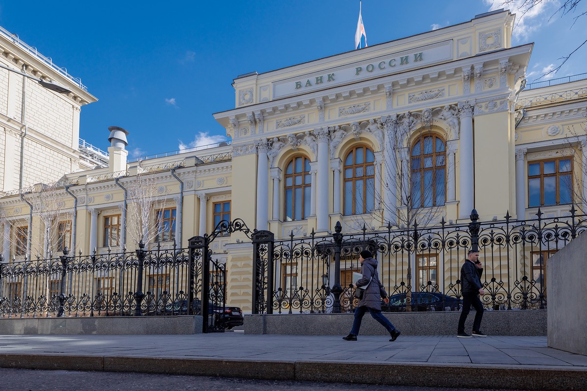 ЦБ дал рекомендации по работе с пострадавшими от наводнений
