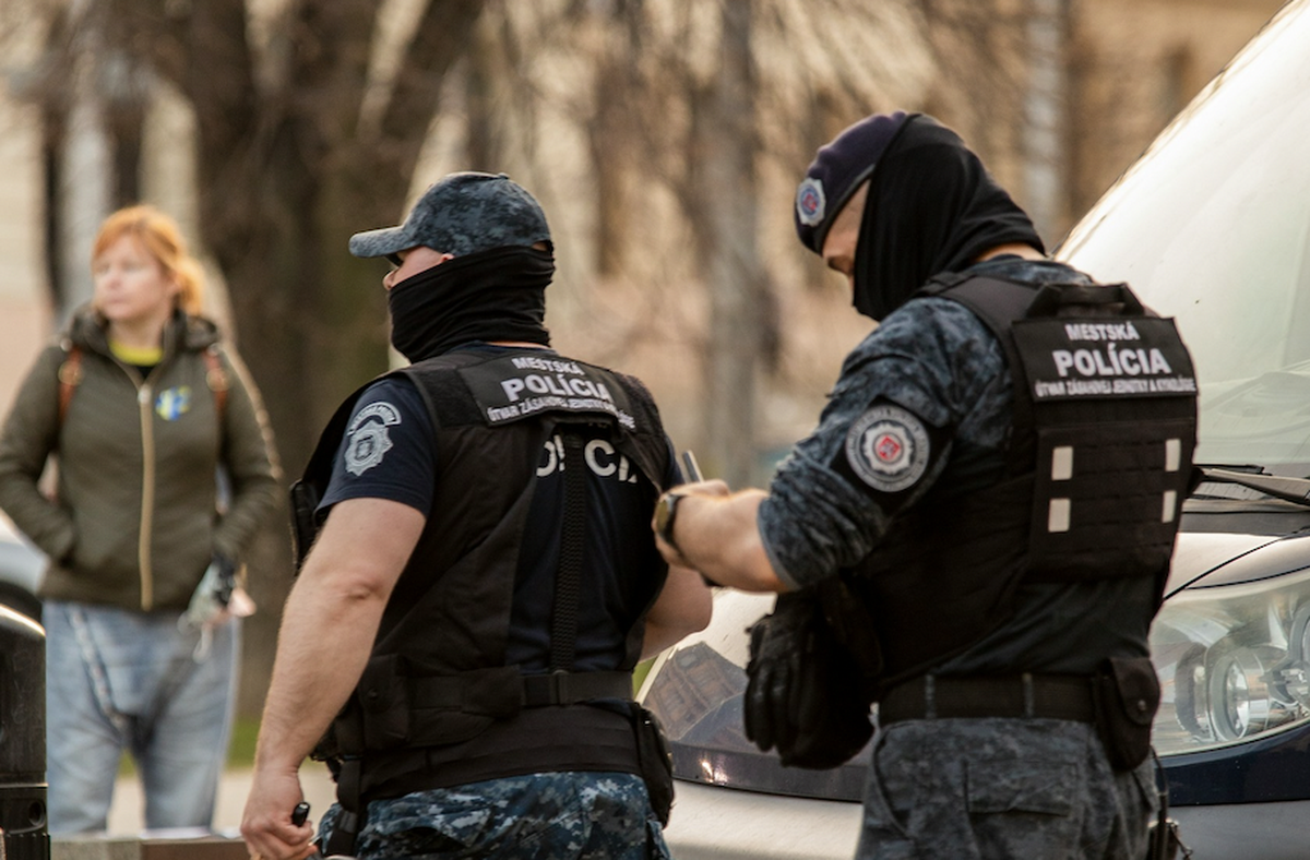 Štandard: На мероприятии с премьером Словакии задержали вооружённого мужчину