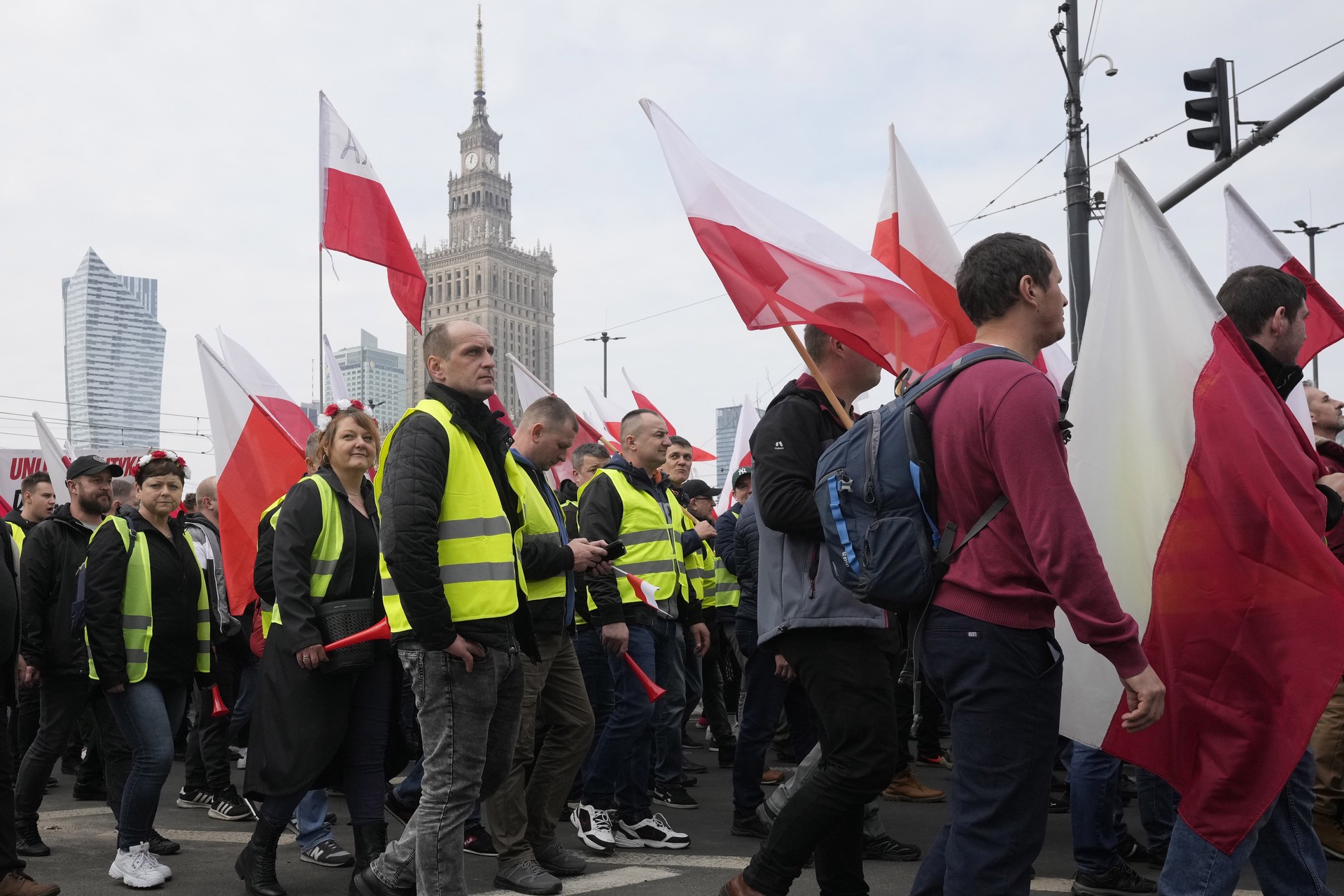 Польские фермеры блокируют границу с Литвой из-за ввоза украинского зерна